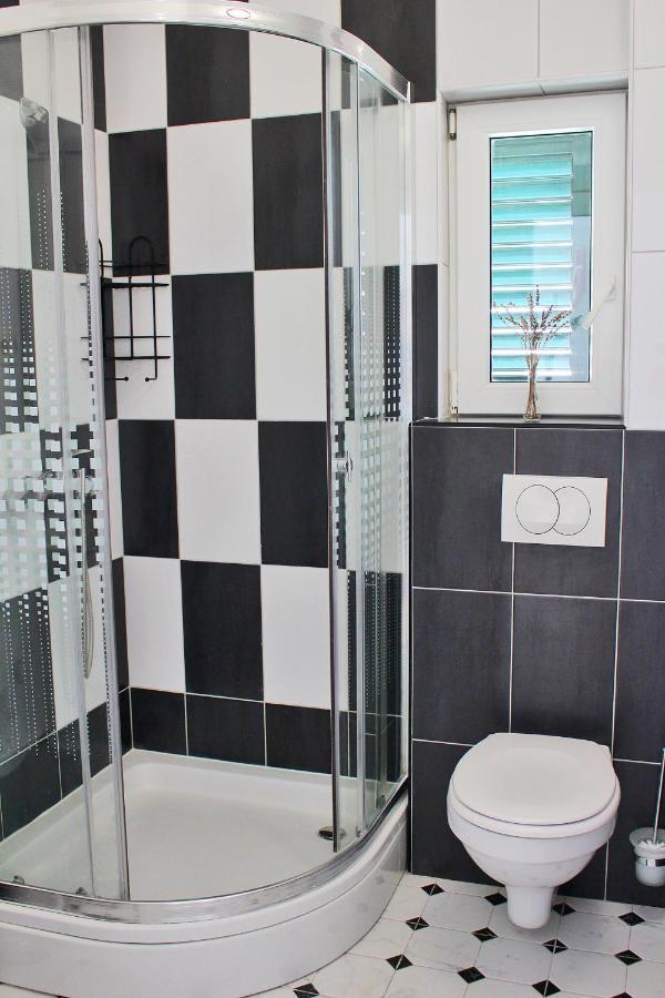 Apartmani Bodo Drvenik  Buitenkant foto