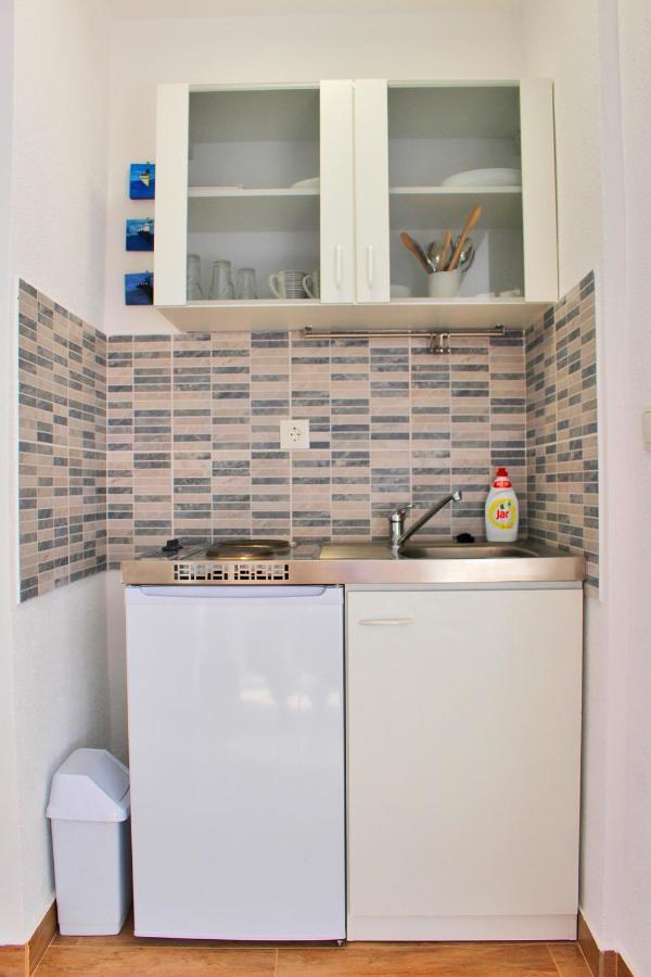 Apartmani Bodo Drvenik  Buitenkant foto