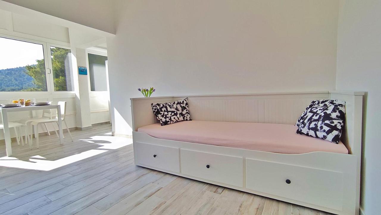 Apartmani Bodo Drvenik  Buitenkant foto