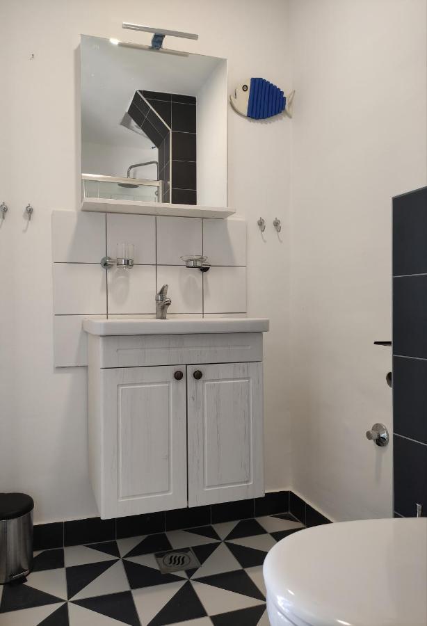 Apartmani Bodo Drvenik  Buitenkant foto